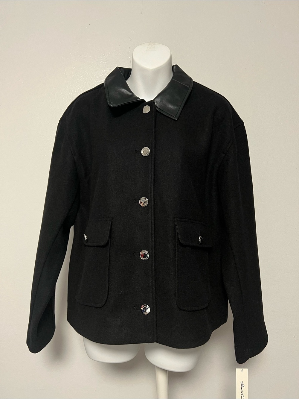 Kenneth Cole Women’s black wool blend jacket with leather collar size L New